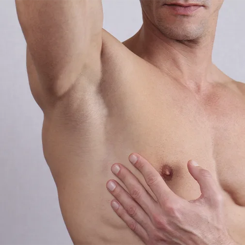 мужчина, подмышки и грудь после эпиляции